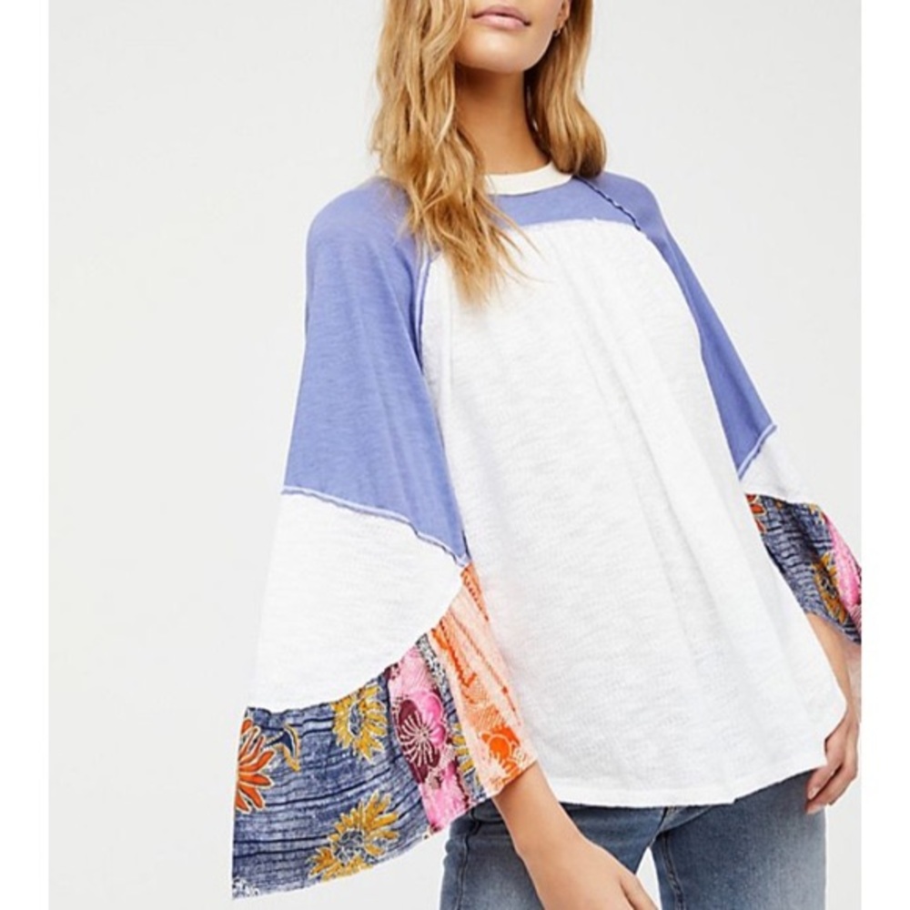 We The Free Friday Fever White and Blue Top size L